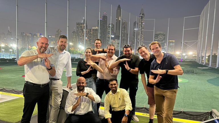 Exploring Leadership Behaviors to Improve Employee Retention: 4 Best Practices