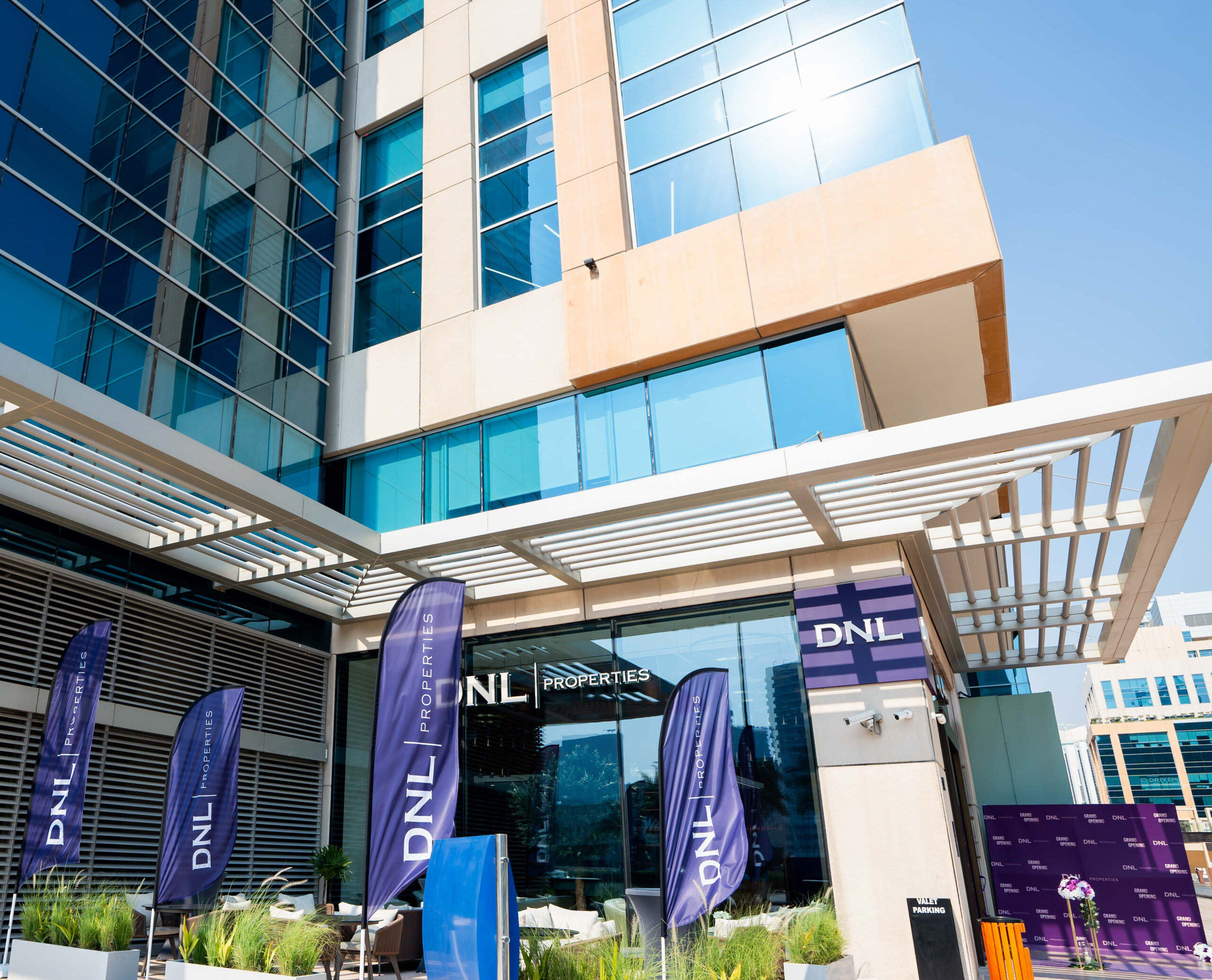 DNL Properties - Sales Boutique 